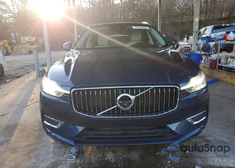 2021 Volvo Xc60 T5 Inscription z USA, uszkodzony, nr VIN YV4102DL4M1876023